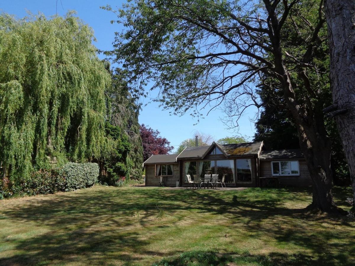 Idyllic Log Cabin Near Stratford Upon Avon Kültér fotó