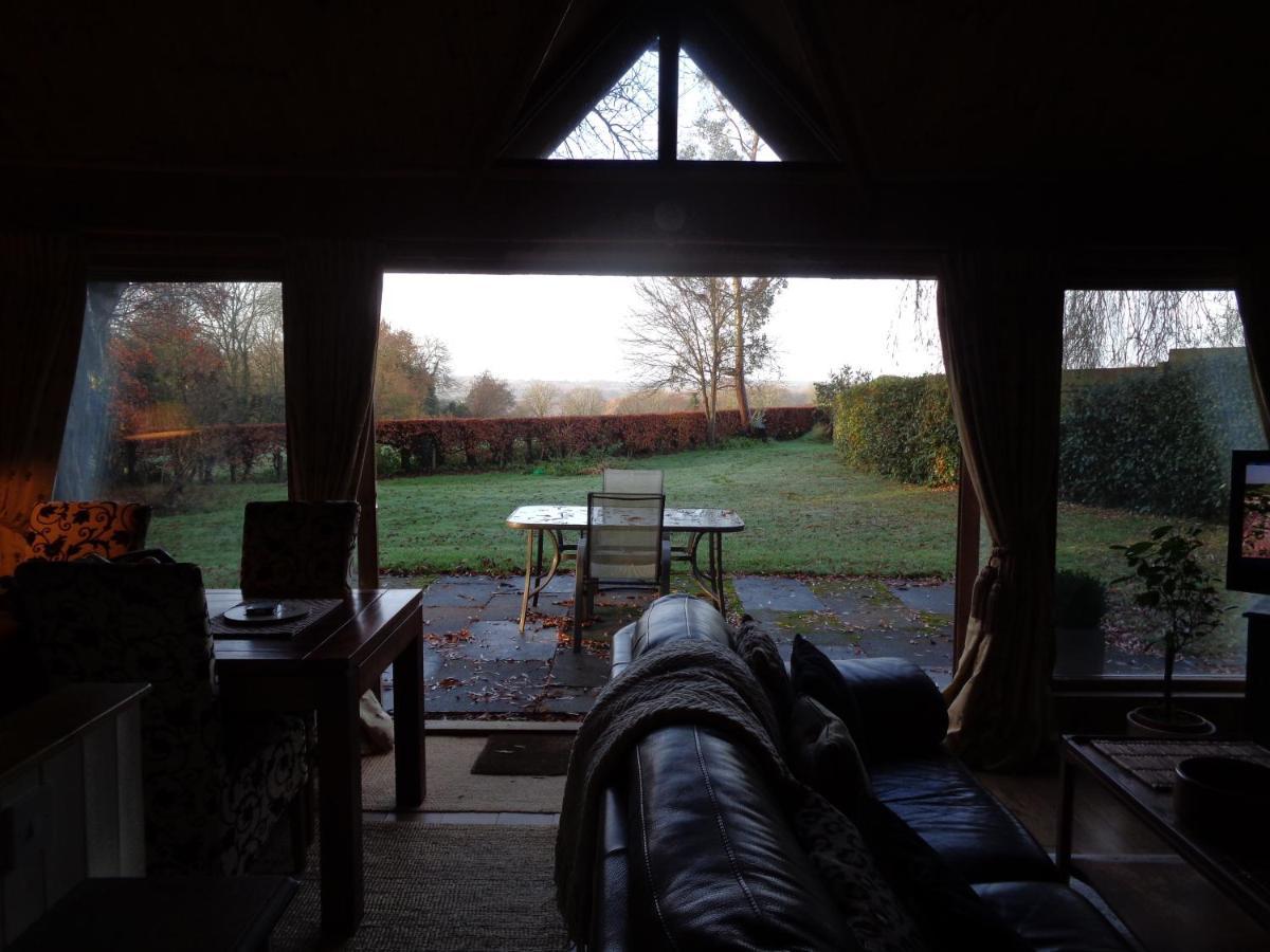Idyllic Log Cabin Near Stratford Upon Avon Kültér fotó