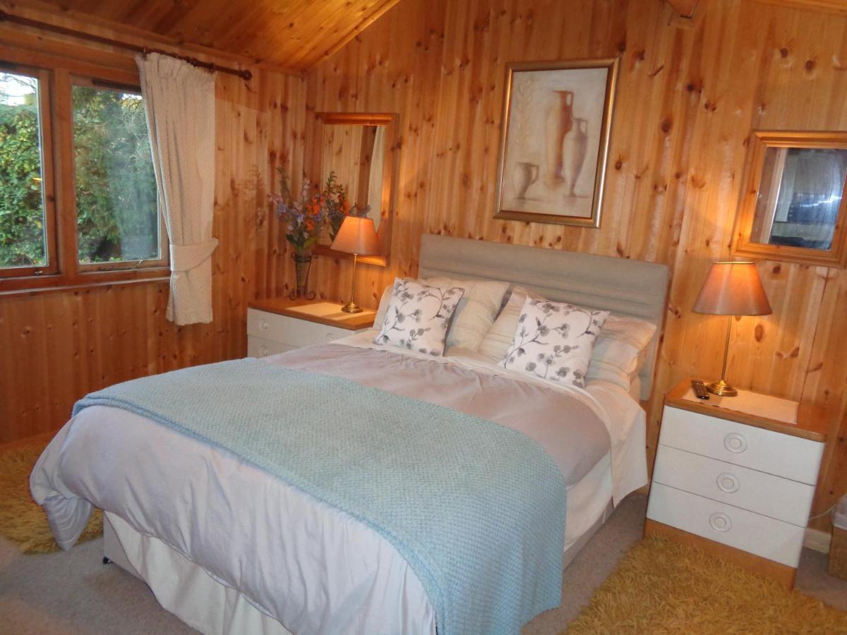 Idyllic Log Cabin Near Stratford Upon Avon Kültér fotó
